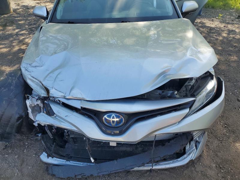 55141036 :رقم المزاد ، 4T1B21HK6JU001061 vin ، 2018 Toyota Camry Hybrid مزاد بيع