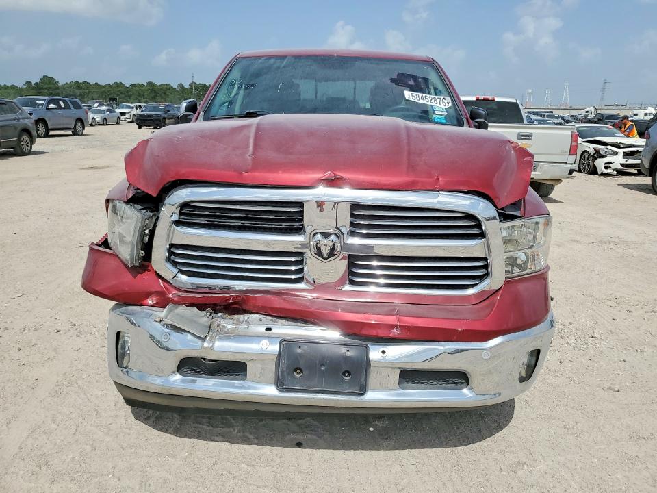 58462876 :رقم المزاد ، 1C6RR6LT4FS692628 vin ، 2015 Ram 1500 مزاد بيع