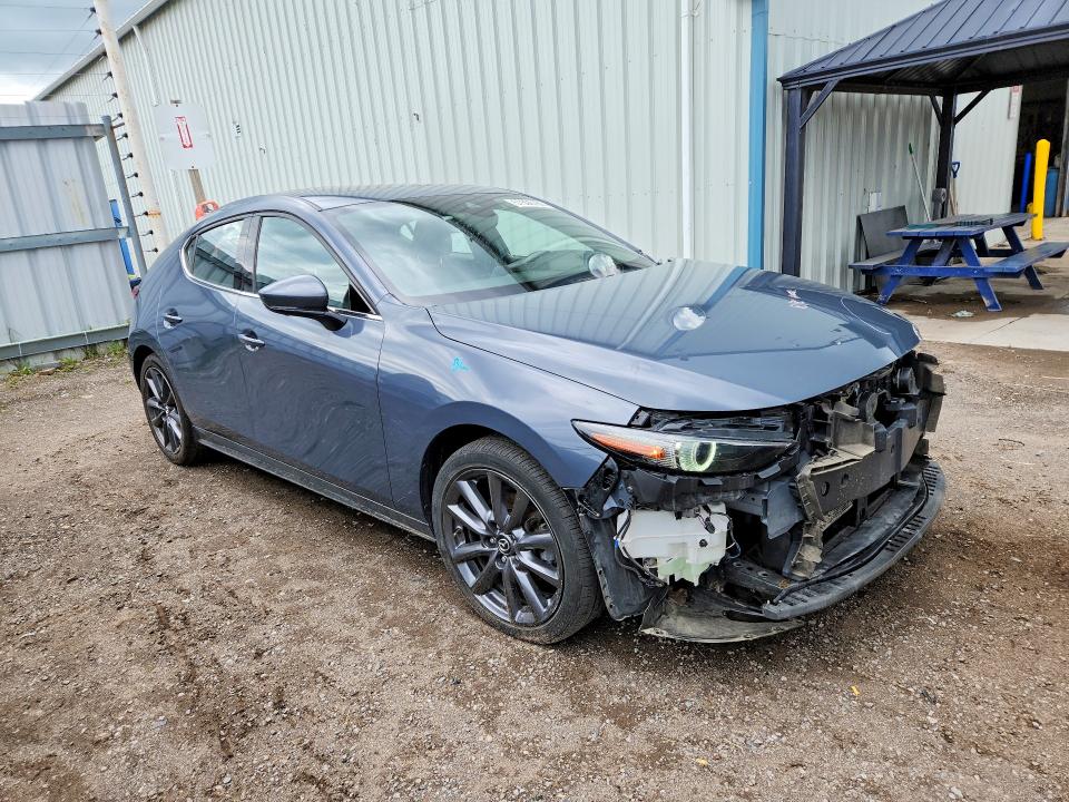 Продажа на аукционе авто 2021 Mazda 3, vin: JM1BPBML0M1303901, номер лота: 57590166