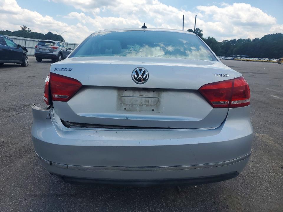 Продажа на аукционе авто 2015 Volkswagen Passat, vin: 1VWBV7A30FC044208, номер лота: 57194756