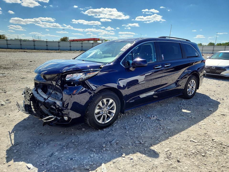 Продаж на аукціоні авто 2021 Toyota Sienna, vin: 5TDJRKEC6MS013895, номер лоту: 57524506