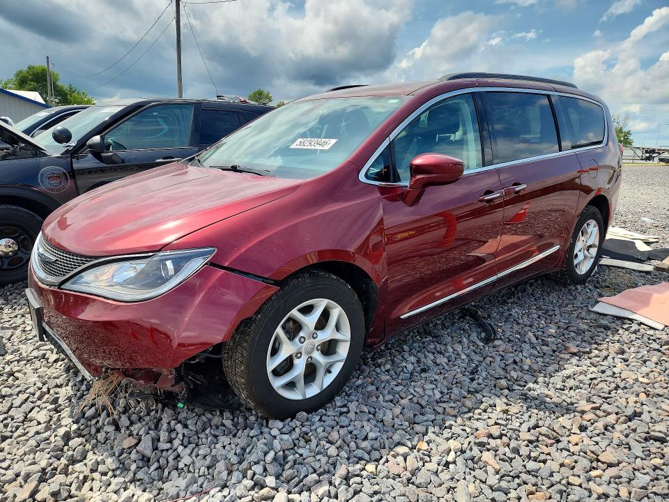 2017 Chrysler Pacifica მანქანა იყიდება აუქციონზე, vin: 2C4RC1BGXHR588120, აუქციონის ნომერი: 58293946