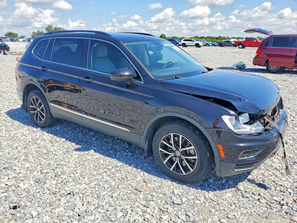 Продажа на аукционе авто 2021 Volkswagen Tiguan, vin: 3VV2B7AX7MM122141, номер лота: 57848646