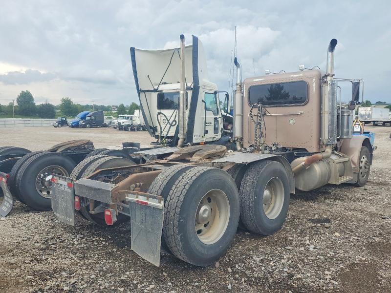 56583716 :رقم المزاد ، 1XP5DU9X36D893461 vin ، 2006 Peterbilt 379 مزاد بيع
