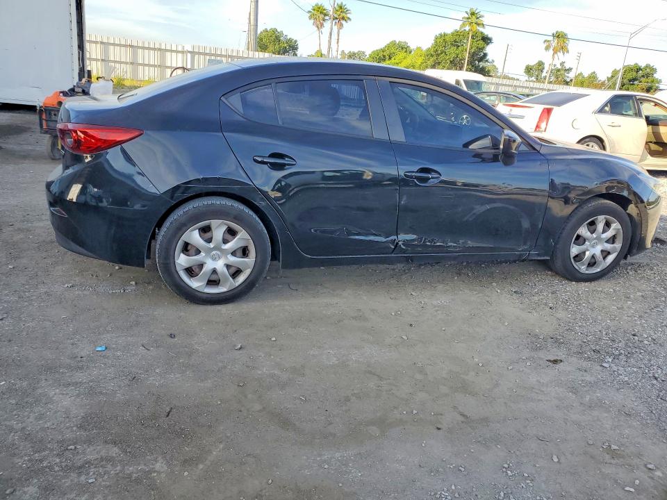 57906336 :رقم المزاد ، 3MZBM1U70FM218940 vin ، 2015 Mazda 3 مزاد بيع