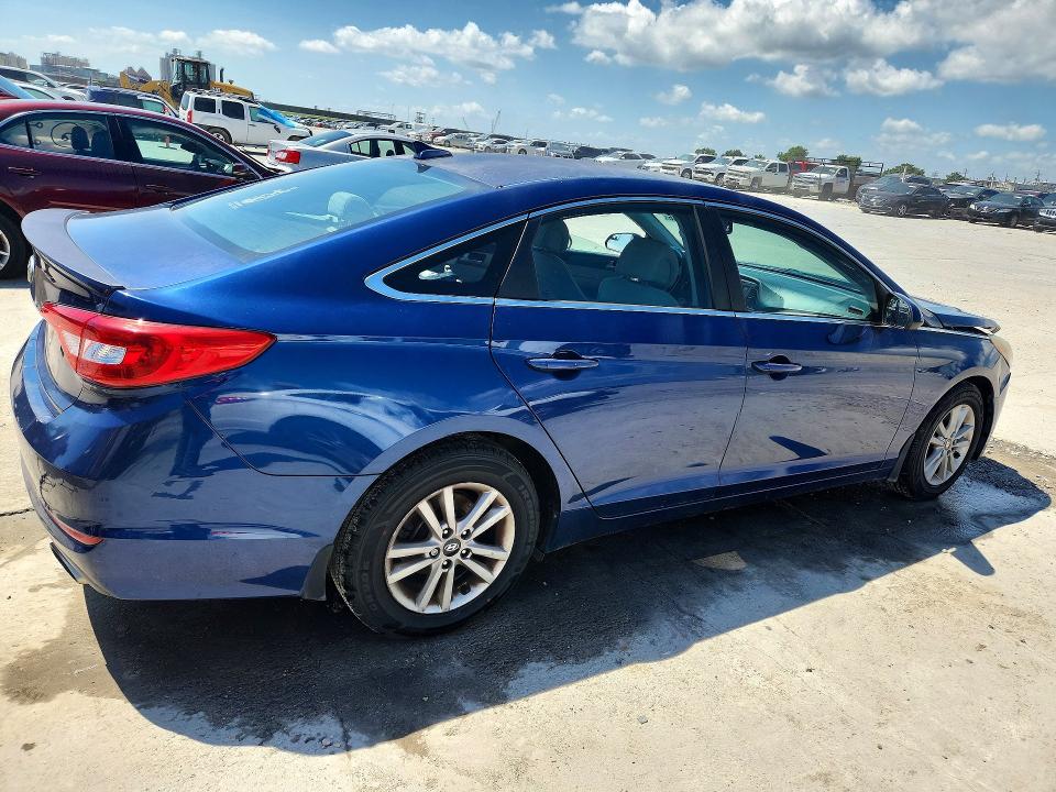 2015 Hyundai Sonata მანქანა იყიდება აუქციონზე, vin: 5NPE24AF6FH213878, აუქციონის ნომერი: 55392046