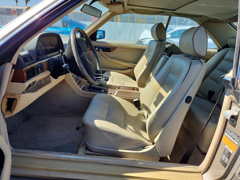 Продажа на аукционе авто 1990 Mercedes-benz 560, vin: WDBCA45E2LA536449, номер лота: 58105166
