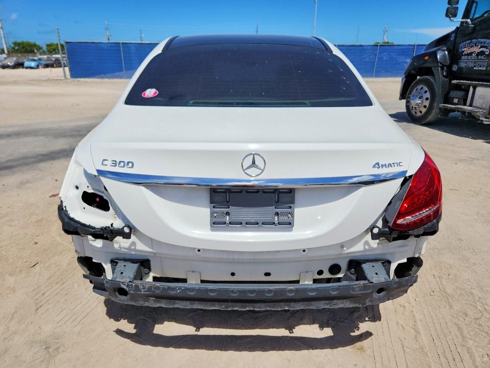 2016 Mercedes-benz C მანქანა იყიდება აუქციონზე, vin: 55SWF4KBXGU141974, აუქციონის ნომერი: 57780306