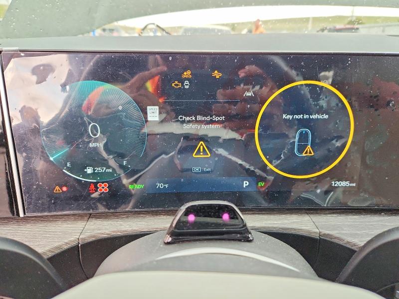 56433776 :رقم المزاد ، 5NMP5DG10SH025439 vin ، 2025 Hyundai Santa Fe مزاد بيع