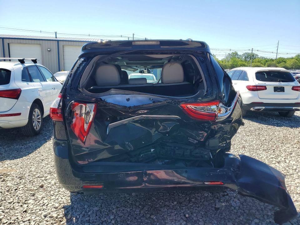 Продажа на аукционе авто 2017 Toyota Sienna, vin: 5TDDZ3DC8HS155322, номер лота: 55509396