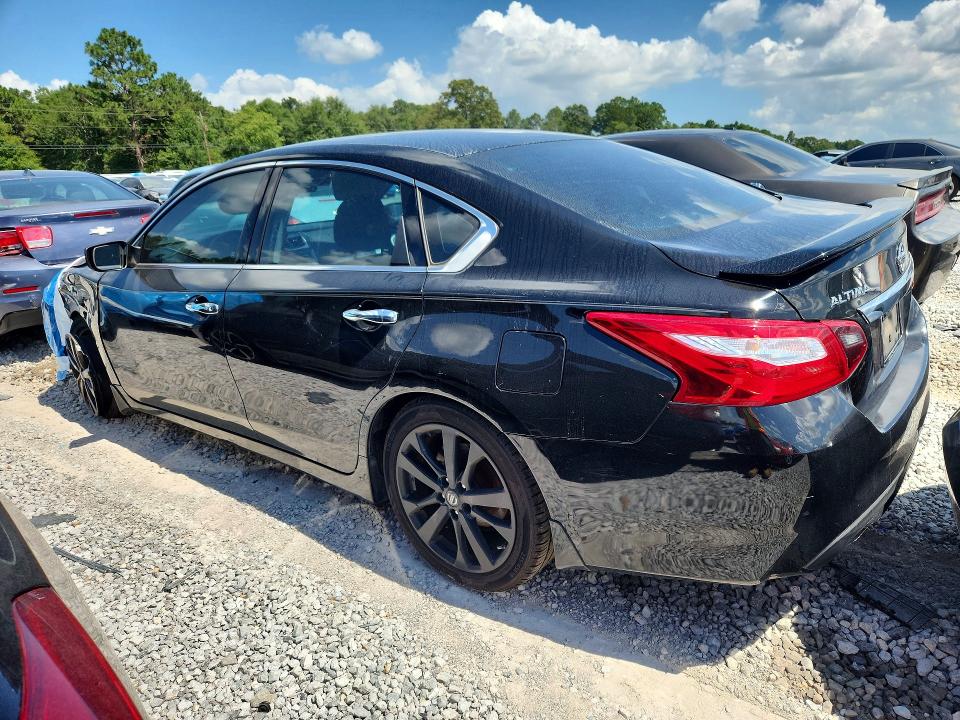 Продажа на аукционе авто 2017 Nissan Altima, vin: 1N4AL3AP0HC474457, номер лота: 57629136