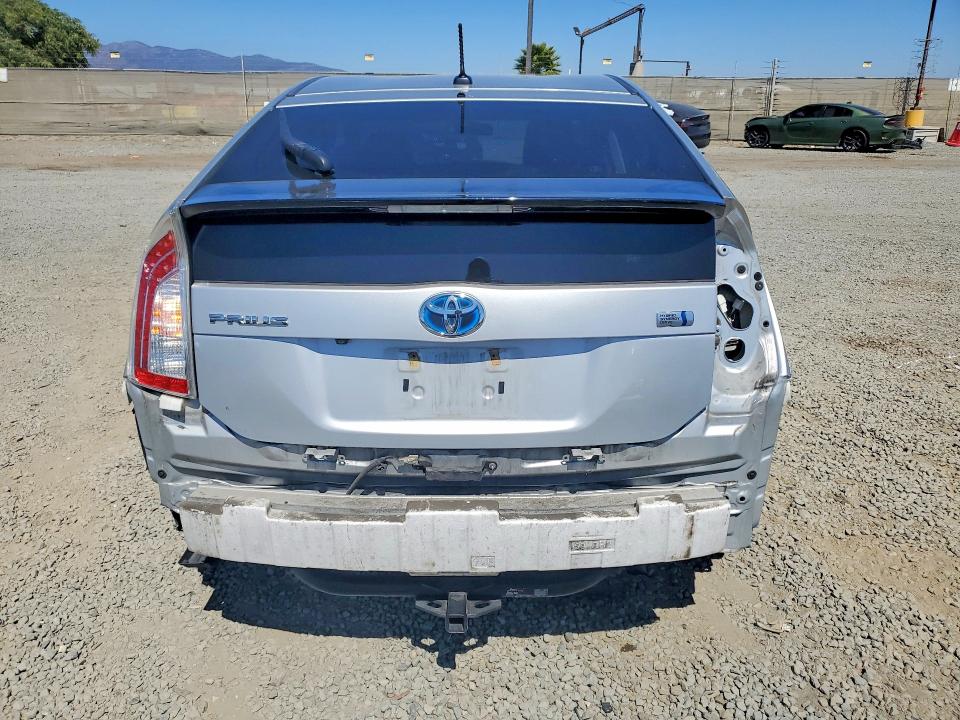 58796146 :رقم المزاد ، JTDKN3DU1F0396294 vin ، 2015 Toyota Prius مزاد بيع