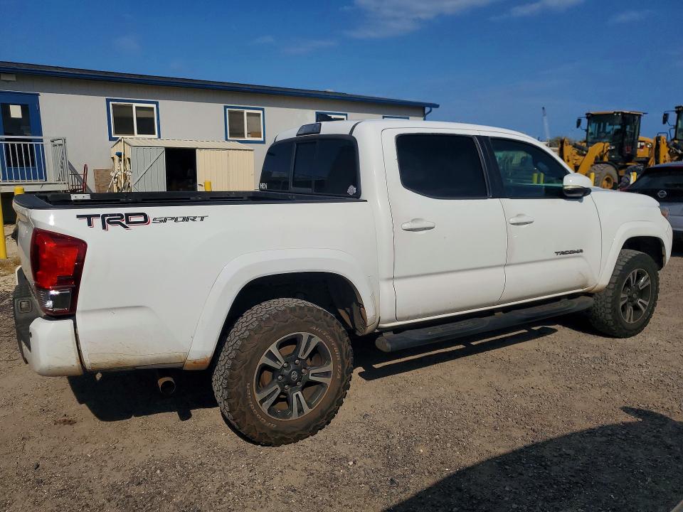 Продаж на аукціоні авто 2016 Toyota Tacoma, vin: 3TMAZ5CN6GM012529, номер лоту: 55630816