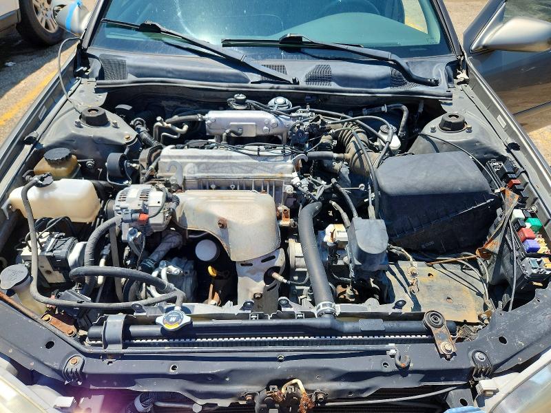 58689056 :رقم المزاد ، 4T1BG22K41U053675 vin ، 2001 Toyota Camry مزاد بيع