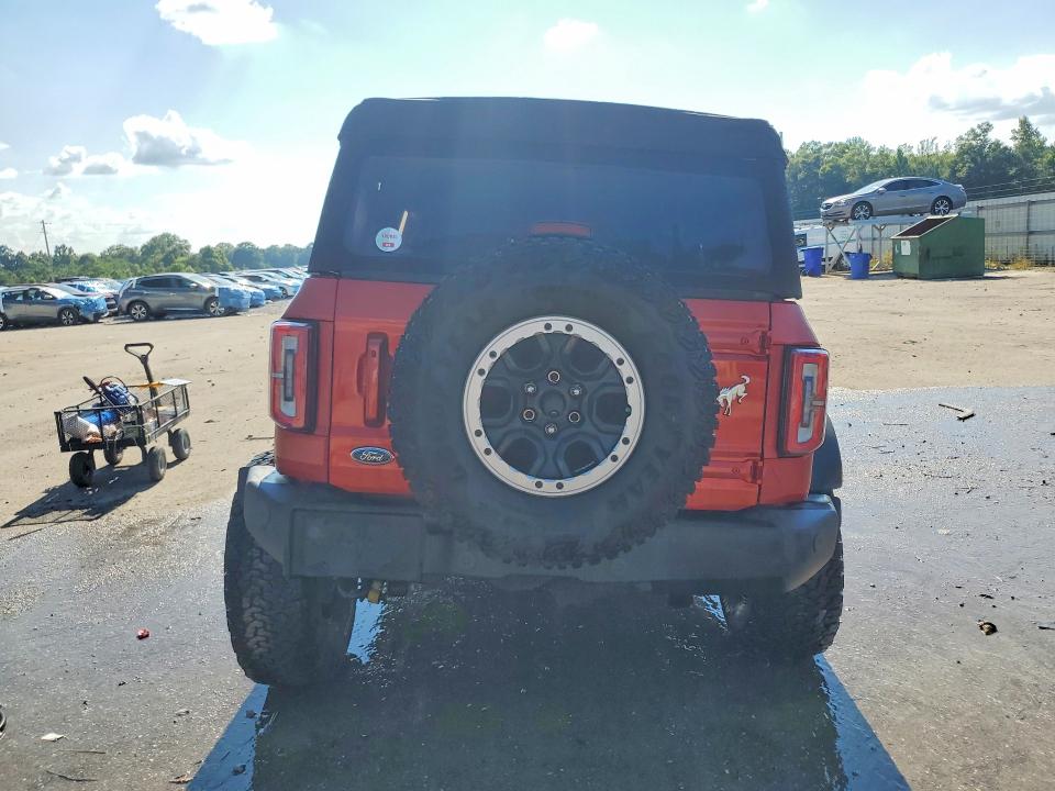 2023 Ford Bronco მანქანა იყიდება აუქციონზე, vin: 1FMEE5DP7PLB20684, აუქციონის ნომერი: 57049786