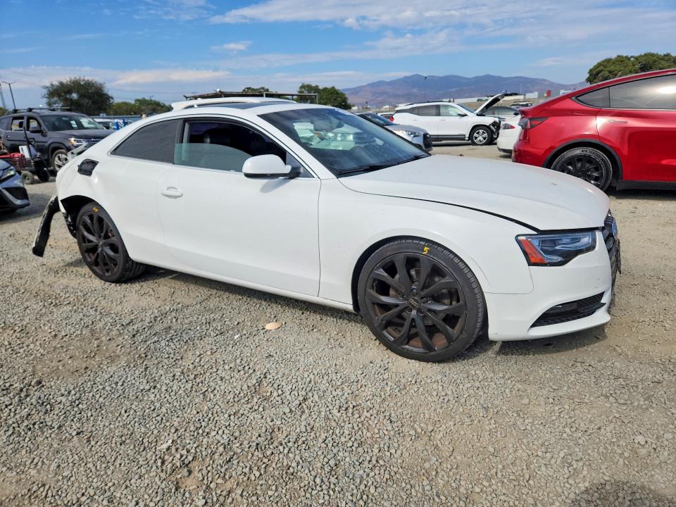 Продаж на аукціоні авто 2014 Audi A5, vin: WAULFAFR1EA000868, номер лоту: 58100366