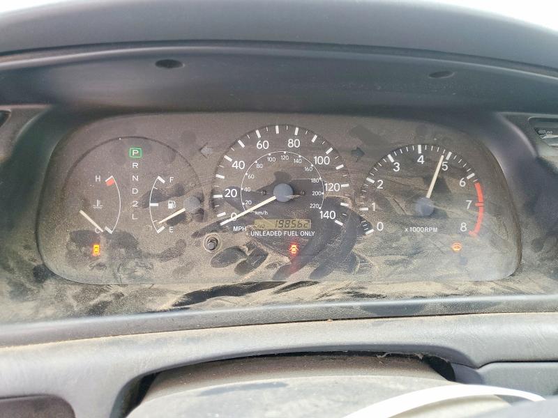 1998 Toyota Camry მანქანა იყიდება აუქციონზე, vin: JT2BG22KXW0241810, აუქციონის ნომერი: 55525356
