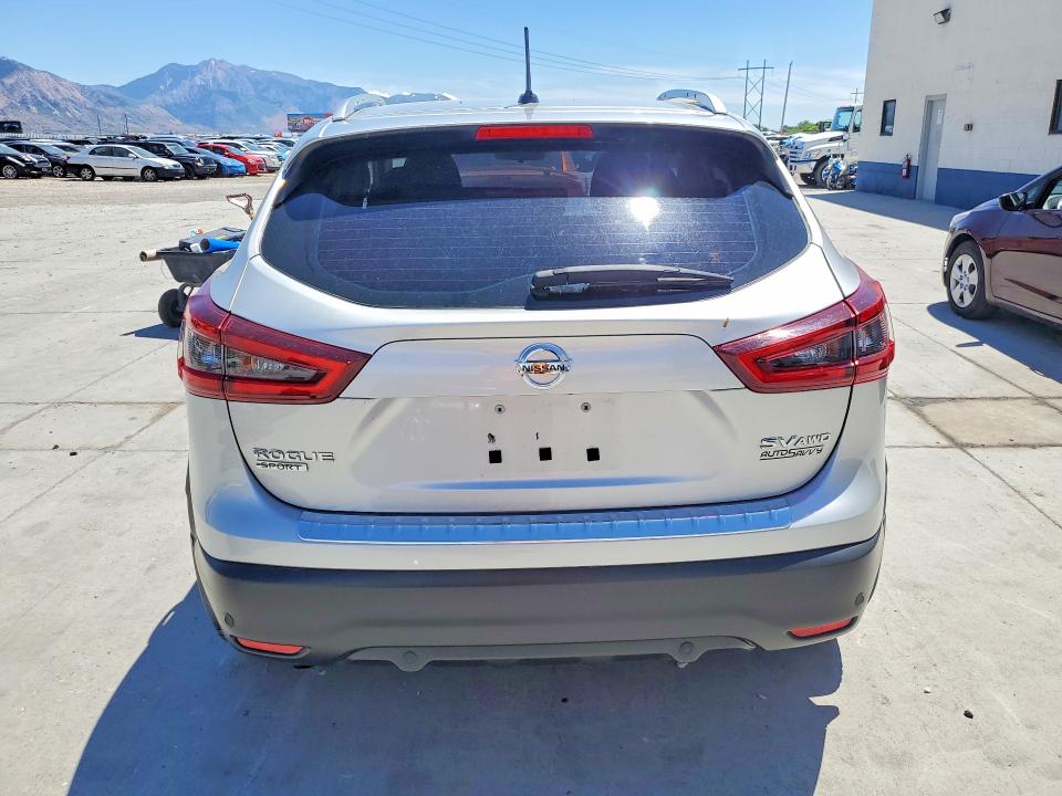 Продажа на аукционе авто 2022 Nissan Rogue Sport, vin: JN1BJ1BW7NW471227, номер лота: 55562286