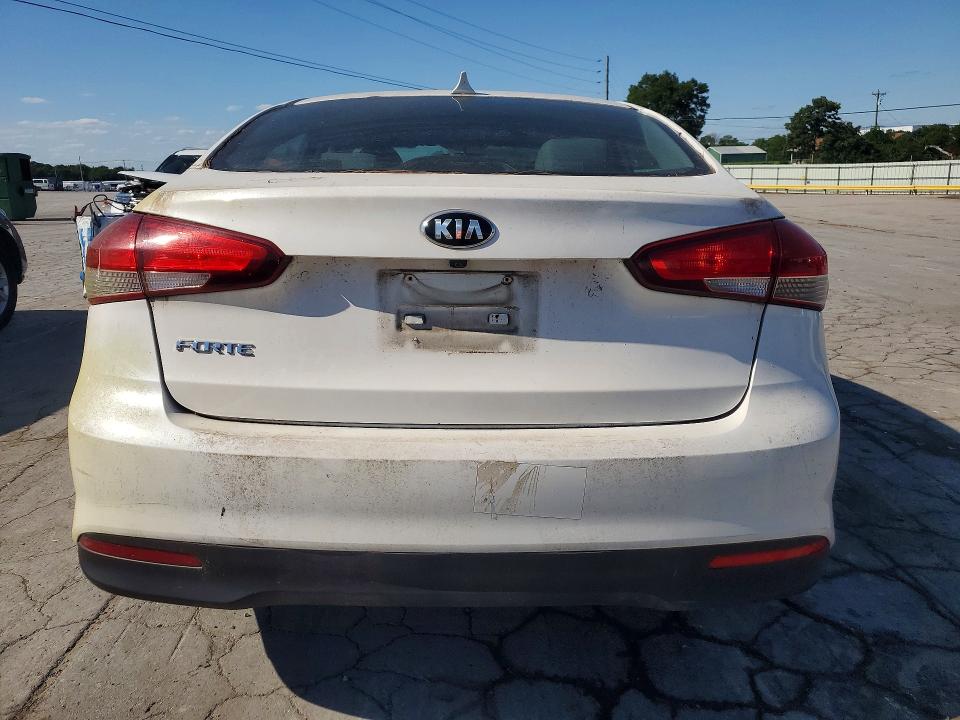 2017 Kia Forte მანქანა იყიდება აუქციონზე, vin: 3KPFL4A75HE052778, აუქციონის ნომერი: 57669646