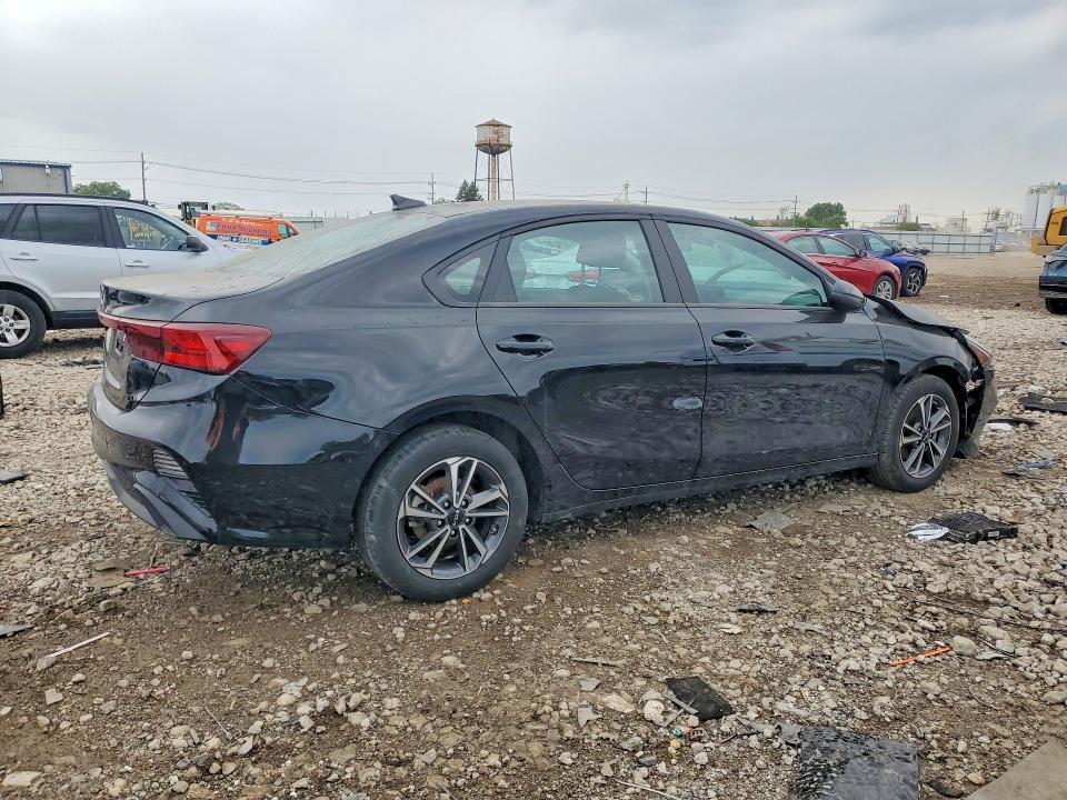 58802786 :رقم المزاد ، 3KPF24AD4RE811754 vin ، 2024 Kia Forte مزاد بيع