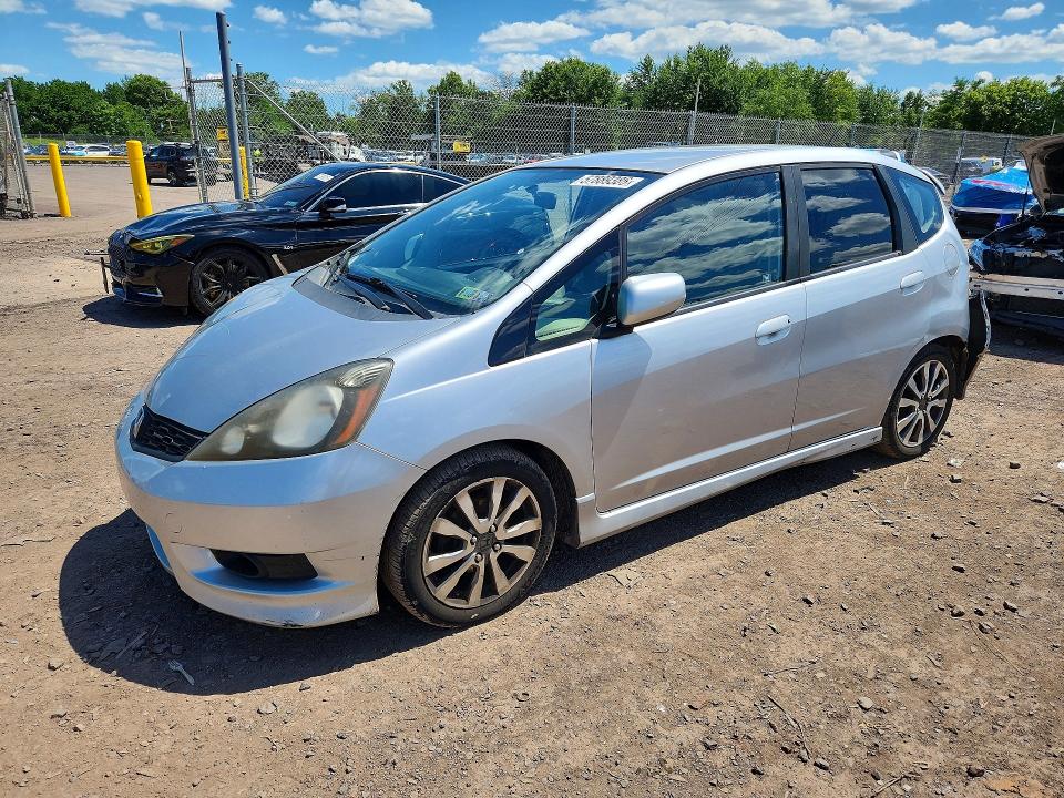 Продаж на аукціоні авто 2013 Honda Fit, vin: JHMGE8H57DC042781, номер лоту: 57889386