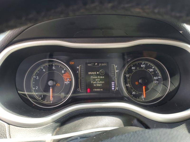 58906826 :رقم المزاد ، 1C4PJLLB4JD509870 vin ، 2018 Jeep Cherokee مزاد بيع