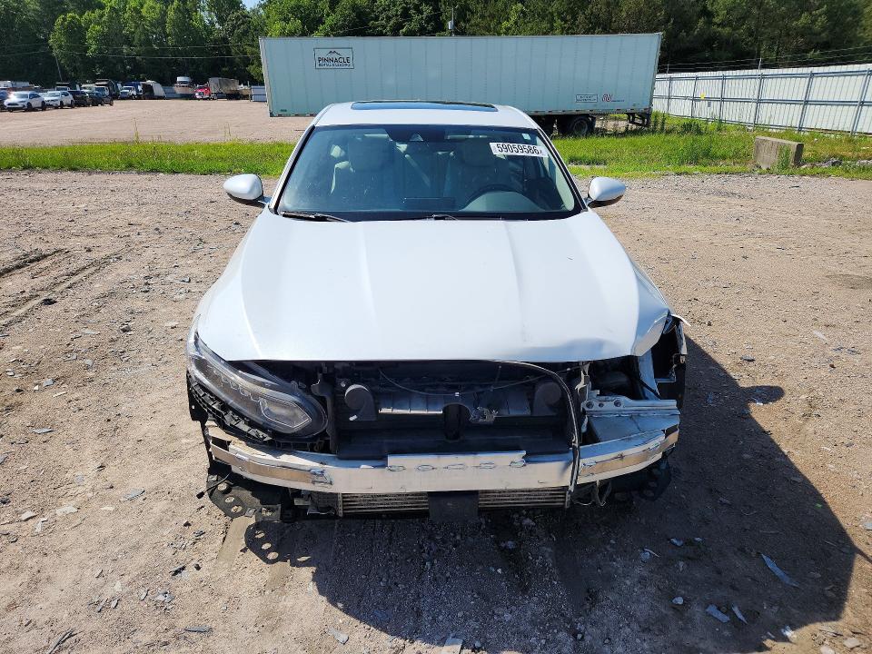 Продаж на аукціоні авто 2018 Honda Accord, vin: 1HGCV1F66JA071913, номер лоту: 59059586