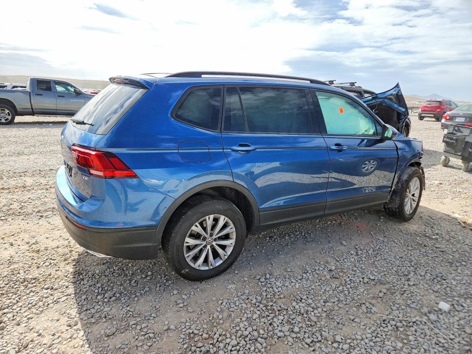 Продажа на аукционе авто 2018 Volkswagen Tiguan, vin: 3VV1B7AX6JM145501, номер лота: 56316656