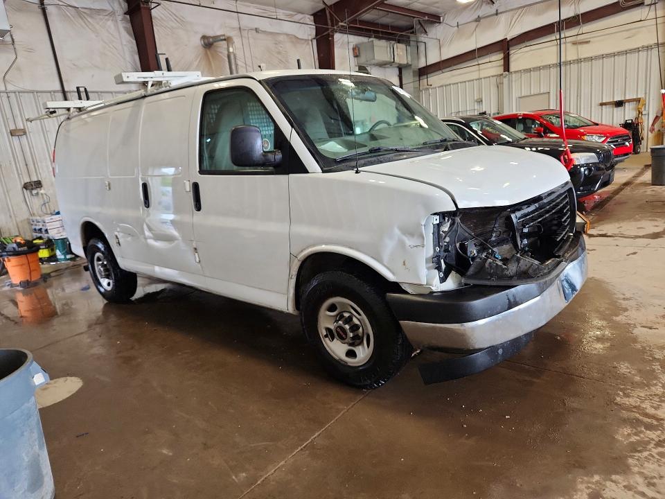 56056926 :رقم المزاد ، 1GTW7AFG9J1334006 vin ، 2018 Gmc Savana مزاد بيع