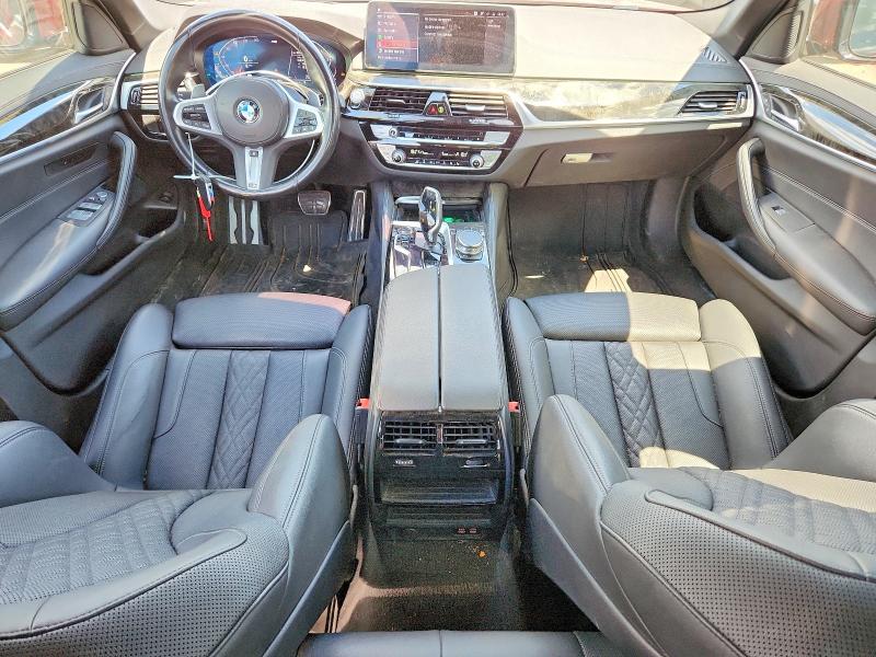 57266646 :رقم المزاد ، WBA13BJ02NCK85082 vin ، 2022 Bmw 530 مزاد بيع