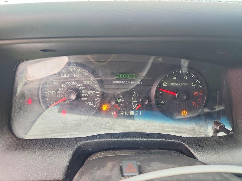 Aukcja sprzedaży 2011 Ford Crown Victoria, vin: 2FABP7BV8BX181235, numer aukcji: 57513196