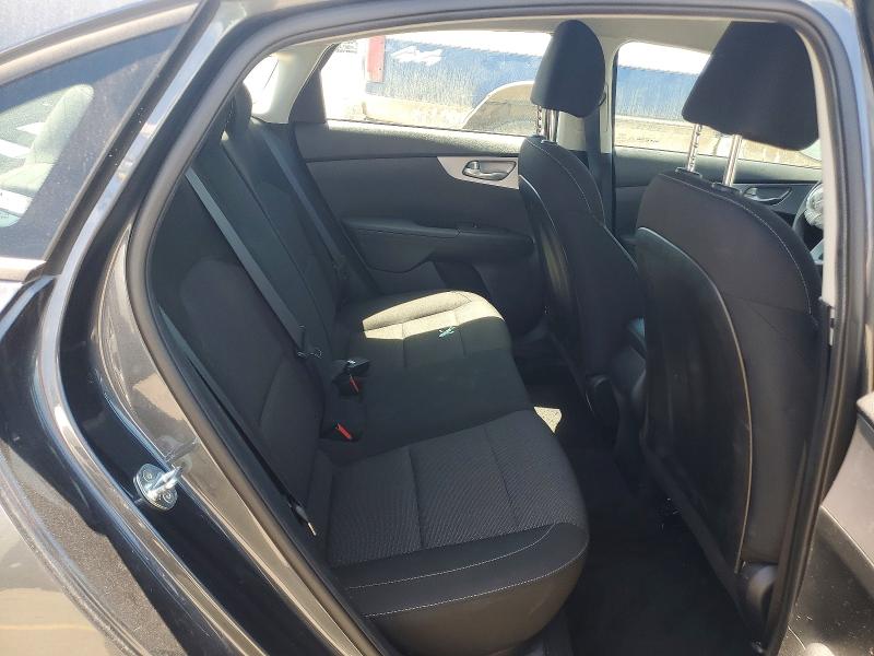 2022 Kia Forte მანქანა იყიდება აუქციონზე, vin: 3KPF24ADXNE471911, აუქციონის ნომერი: 57083306
