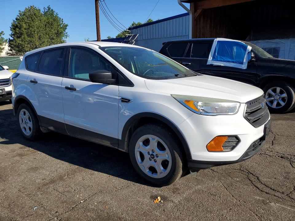 Продаж на аукціоні авто 2017 Ford Escape, vin: 1FMCU0F76HUA41173, номер лоту: 57044766