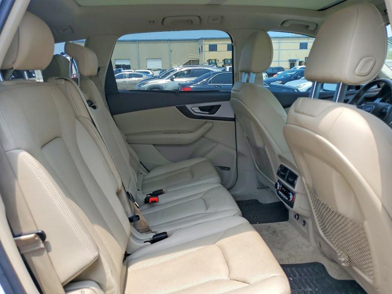 57607756 :رقم المزاد ، WA1LHAF77KD016170 vin ، 2019 Audi Q7 مزاد بيع