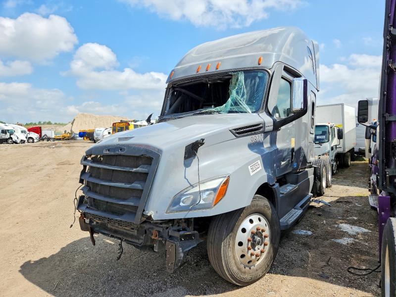 2022 Freightliner Cascadia 126 მანქანა იყიდება აუქციონზე, vin: 3AKJHHDR8NSNB9817, აუქციონის ნომერი: 58200526