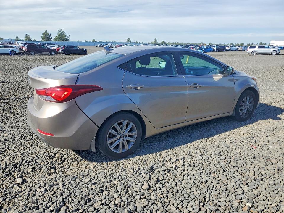 2015 Hyundai Elantra მანქანა იყიდება აუქციონზე, vin: 5NPDH4AE5FH605915, აუქციონის ნომერი: 56135936
