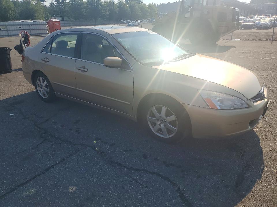 85637025 :رقم المزاد ، 1HGCM66525A038369 vin ، 2005 Honda Accord مزاد بيع