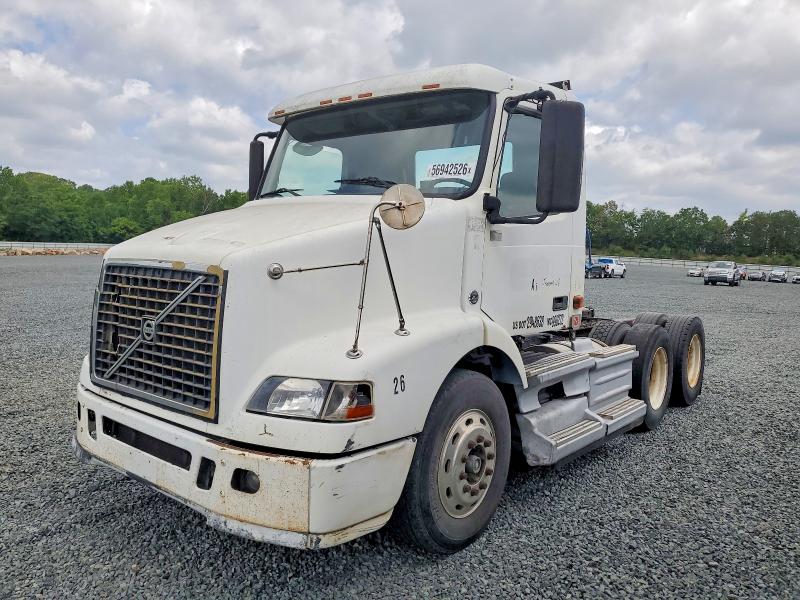 2007 Volvo Vn მანქანა იყიდება აუქციონზე, vin: 4V4MC9GHX7N463595, აუქციონის ნომერი: 56942526