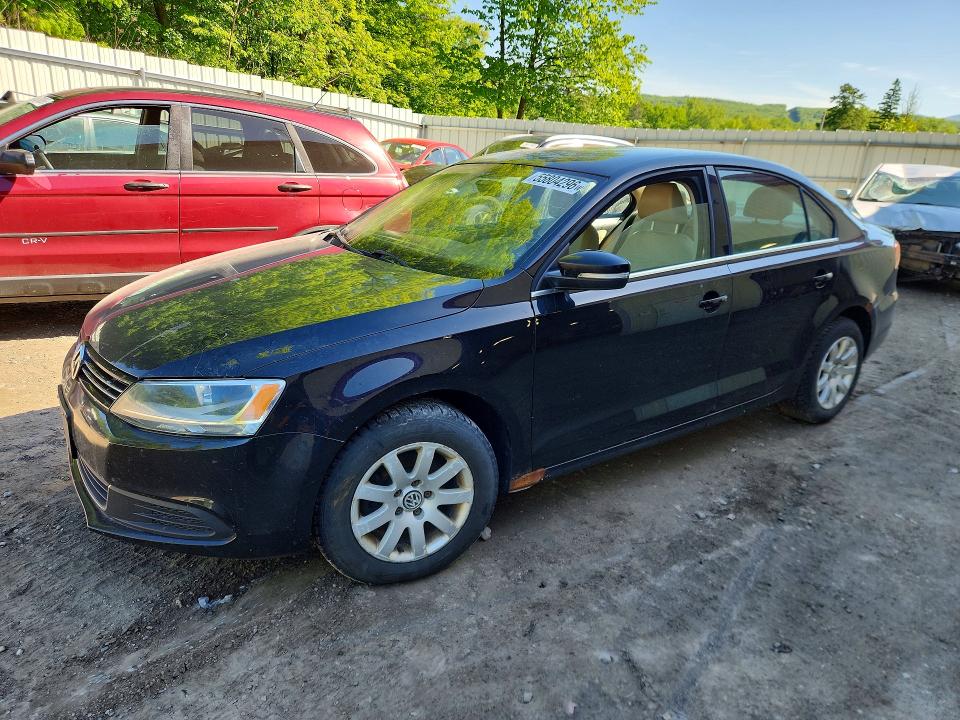 55804296 :رقم المزاد ، 3VWDP7AJ5DM210056 vin ، 2013 Volkswagen Jetta مزاد بيع
