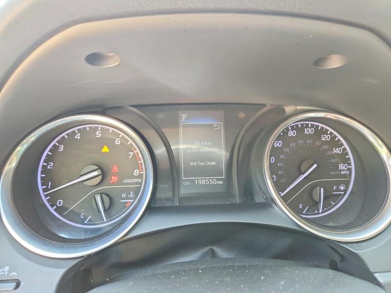 58204516 :رقم المزاد ، 4T1B11HK0KU753939 vin ، 2019 Toyota Camry مزاد بيع