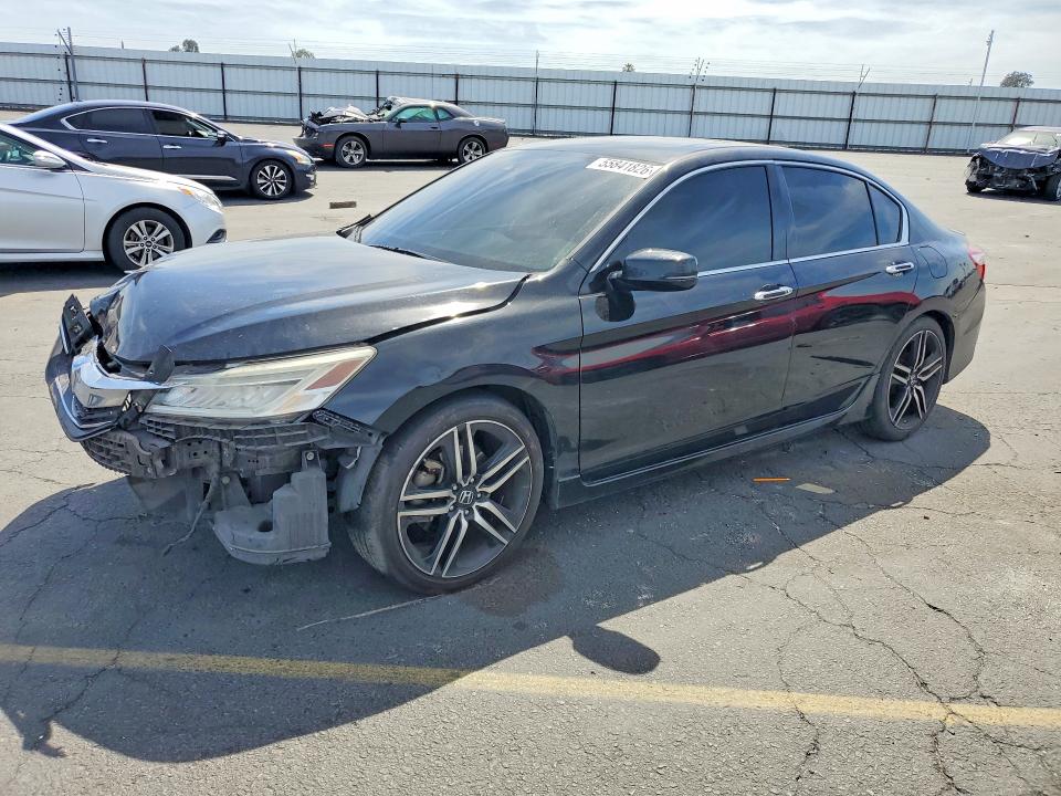 2017 Honda Accord მანქანა იყიდება აუქციონზე, vin: 1HGCR3F9XHA004638, აუქციონის ნომერი: 55841826