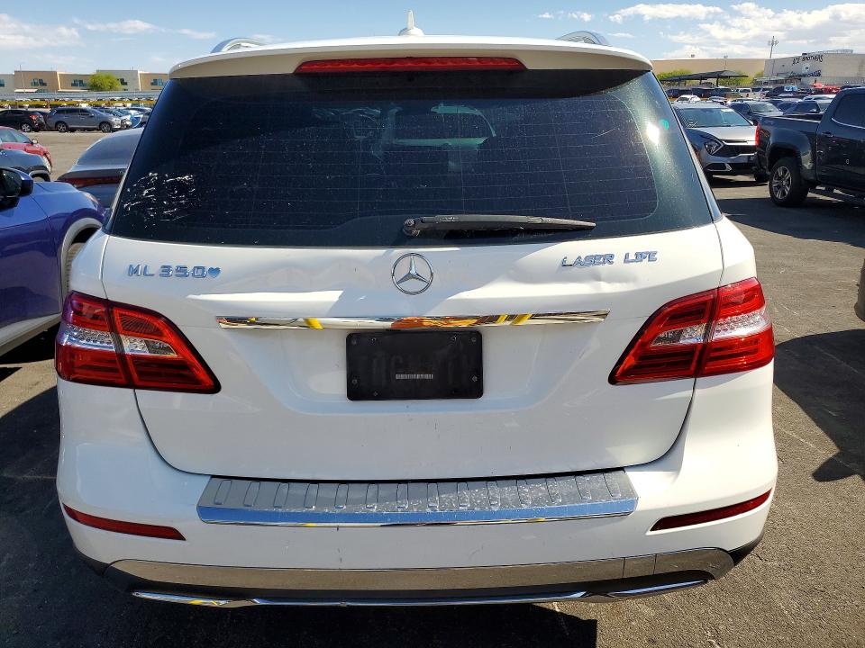 Auction sale of the 2015 Mercedes-benz Ml, vin: 4JGDA5JBXFA618825, lot number: 58918166