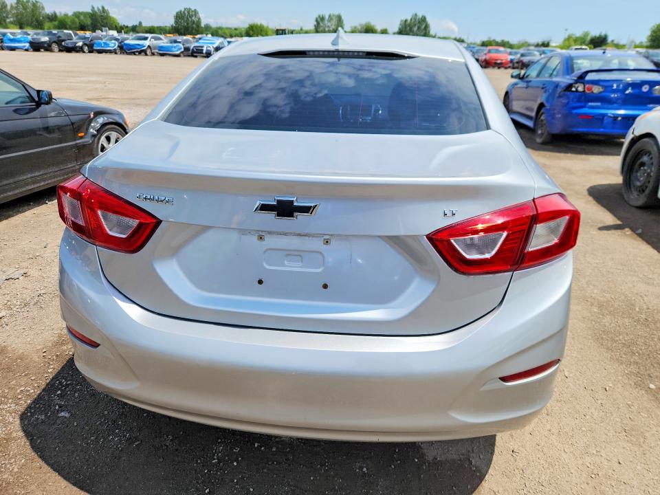 Продажа на аукционе авто 2018 Chevrolet Cruze, vin: 1G1BD5SM9J7118351, номер лота: 57912896