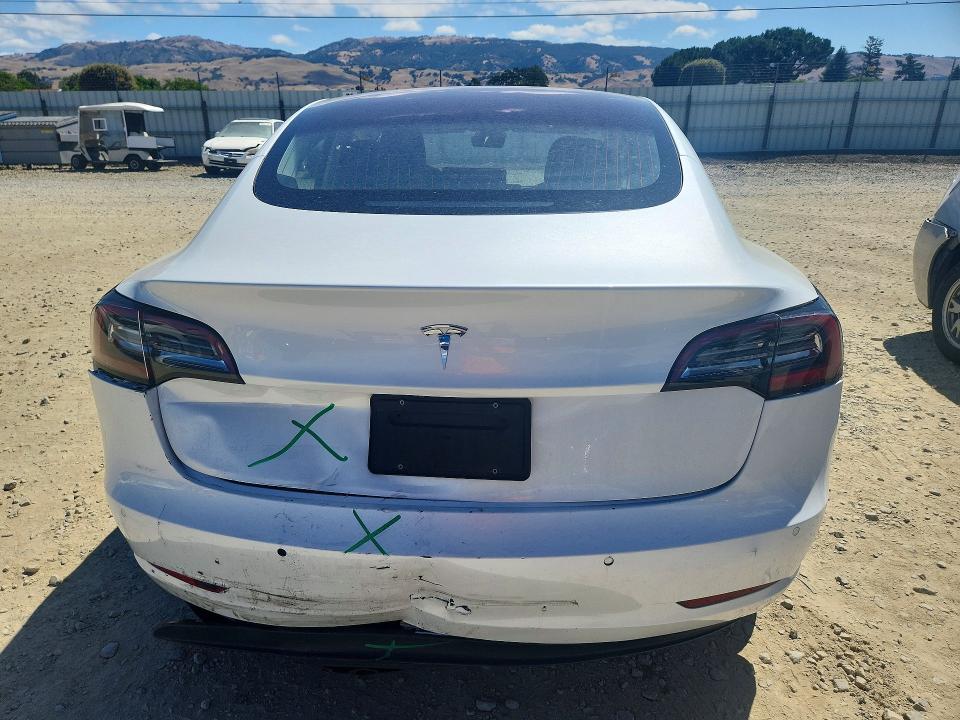 Продажа на аукционе авто 2018 Tesla Model 3, vin: 5YJ3E1EA3JF162097, номер лота: 56869186