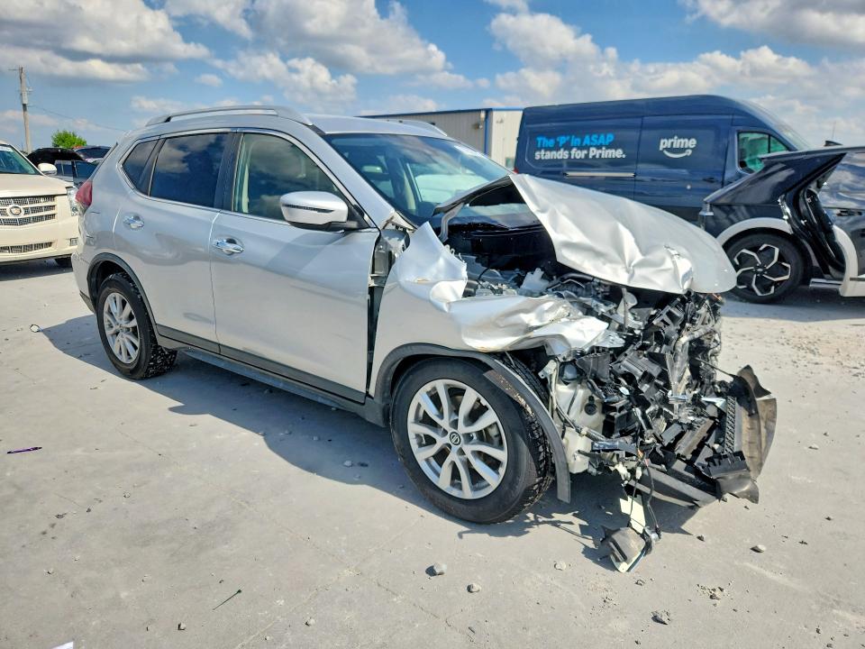 57525166 :رقم المزاد ، KNMAT2MT4LP533640 vin ، 2020 Nissan Rogue مزاد بيع