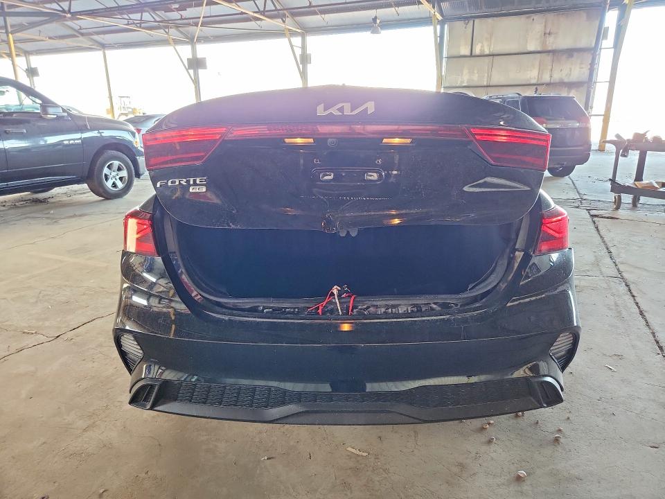 2023 Kia Forte მანქანა იყიდება აუქციონზე, vin: 3KPF24AD3PE685481, აუქციონის ნომერი: 56279216