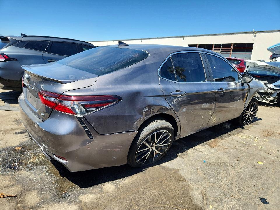 Продажа на аукционе авто 2021 Toyota Camry, vin: 4T1G11AK7MU536472, номер лота: 56438756