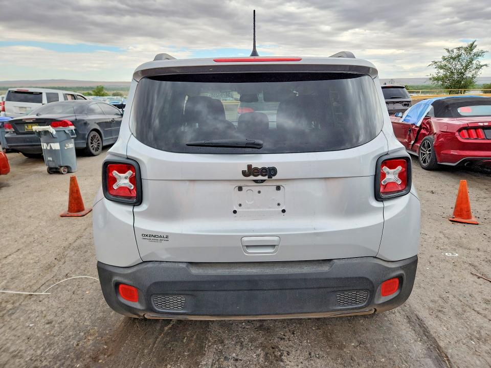 58751266 :رقم المزاد ، ZACCJABB0JPH32221 vin ، 2018 Jeep Renegade مزاد بيع