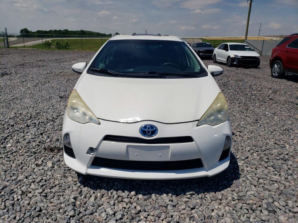 56129546 :رقم المزاد ، JTDKDTB30C1520414 vin ، 2012 Toyota Prius C مزاد بيع