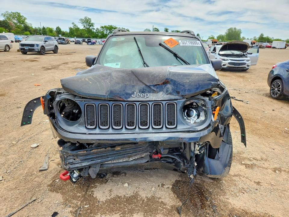 2018 Jeep Renegade მანქანა იყიდება აუქციონზე, vin: ZACCJBCB9JPH98383, აუქციონის ნომერი: 55719686